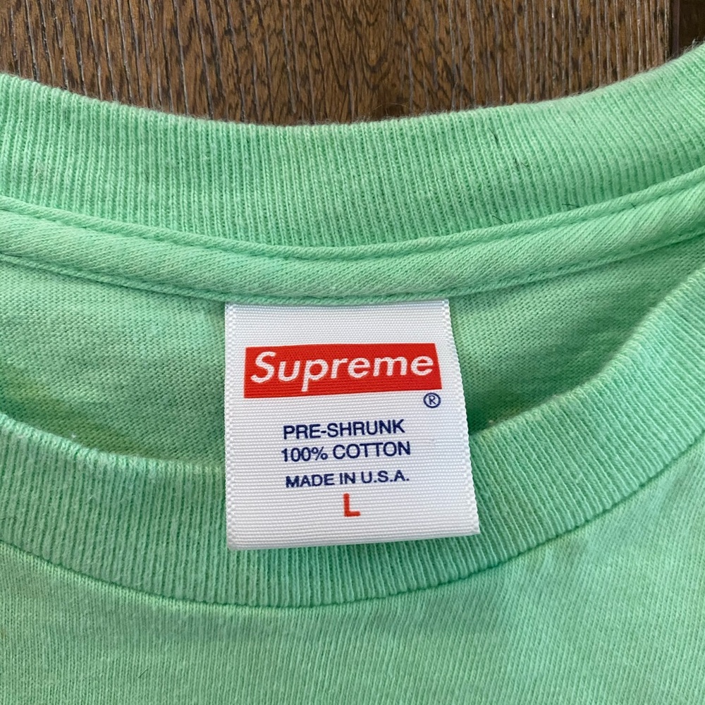 100% authentic Supreme this is the shit tee size L - Picture 2 of 4